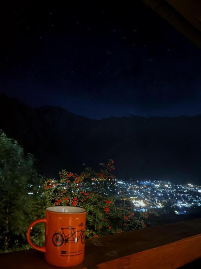 My Space Kazbegi Eksteriør bilde